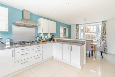 4 bedroom detached house for sale, Cassius Close, Milton Keynes, Buckinghamshire