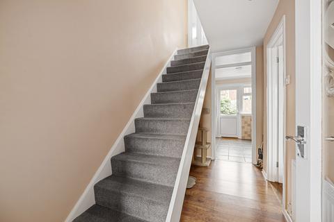 28 Ifield Way, Gravesend, DA12 5UJ