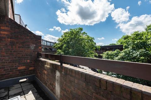 20 Blore Close, London, SW8 4HP