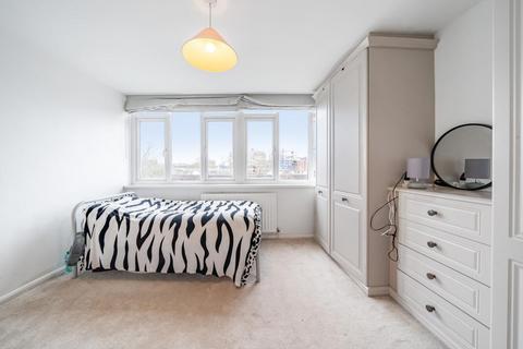 20 Blore Close, London, SW8 4HP