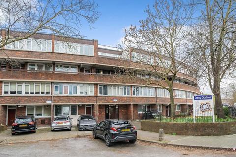 20 Blore Close, London, SW8 4HP