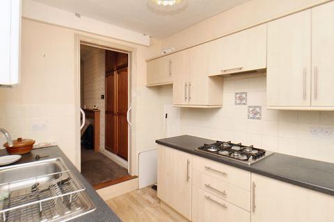 3 bedroom ground floor flat for sale, Greywood Avenue, Fenham, Newcastle upon Tyne, Tyne and Wear, NE4 9PA