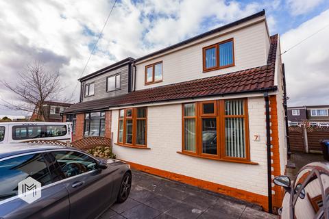 7 Hampshire Close, Bury, BL9 9EZ