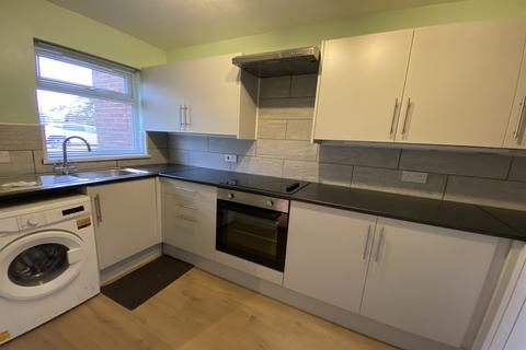 2 bedroom mews to rent - Dean Close, Wollaton, NG8 2BX