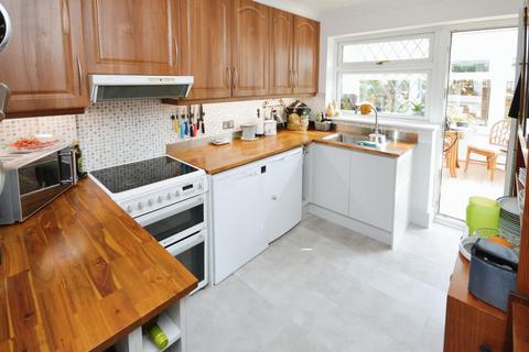 33 Branksome Close, Stanford-le-hope, SS17 8BA