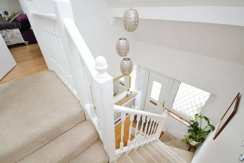 33 Branksome Close, Stanford-le-hope, SS17 8BA