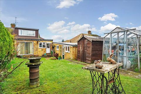 2 bedroom bungalow for sale, Pitman Close, Basingstoke