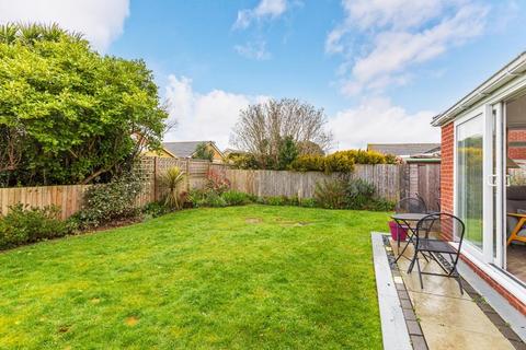 2 bedroom bungalow for sale - Falcon Drive, Mudeford, Christchurch