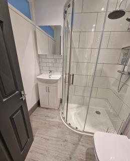 1 bedroom in a house share to rent, Beaufort Avenue, Harrow HA3