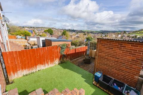 90 Butt Parks, Crediton, EX17 3HD