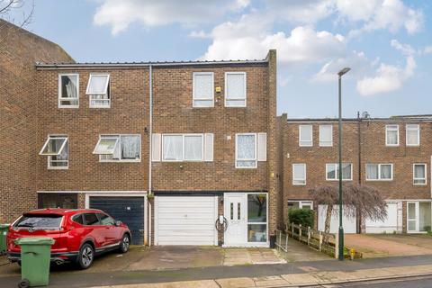 4 bedroom terraced house for sale, St. Katherines Road, Erith
