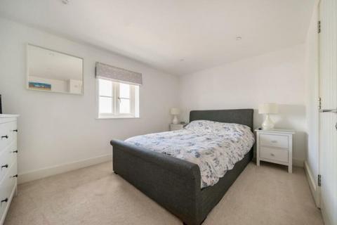 3 bedroom terraced house for sale - The Nurseries, Stalbridge - Well presented through-out