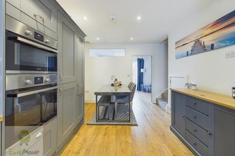 57 Cooling Road, Rochester, ME2 4RP