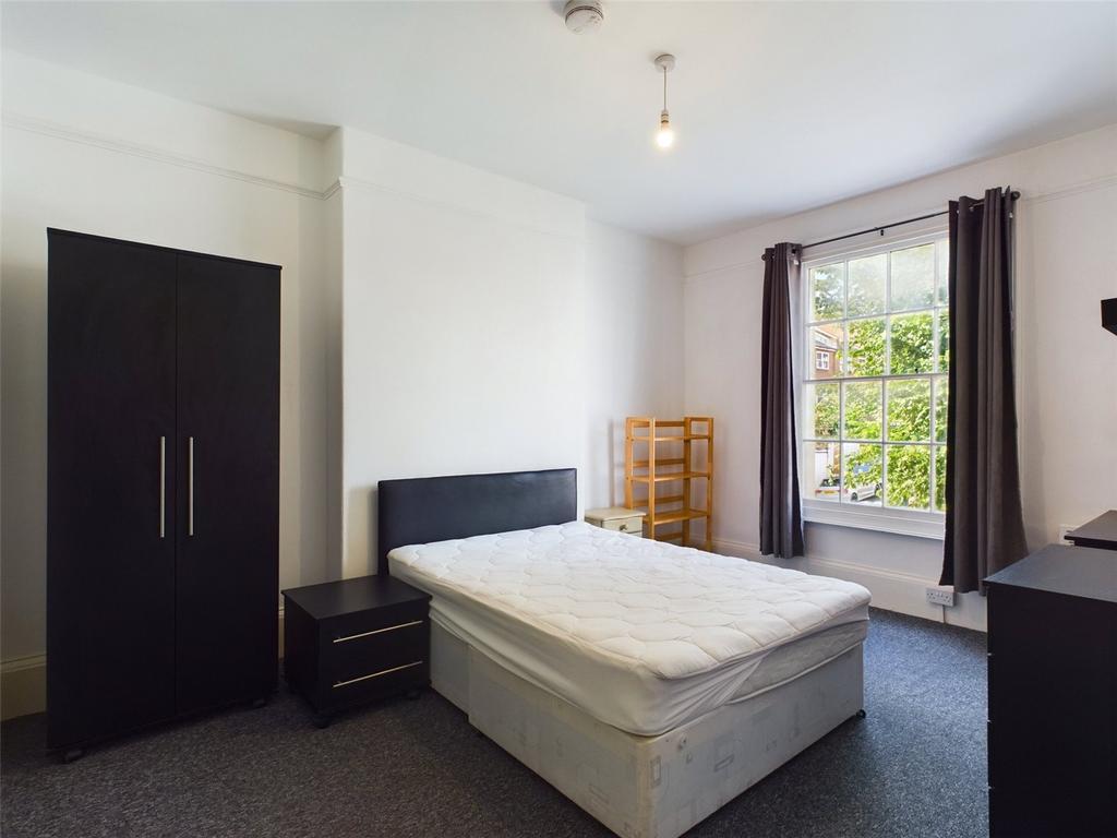 Bed-House-To-Rent