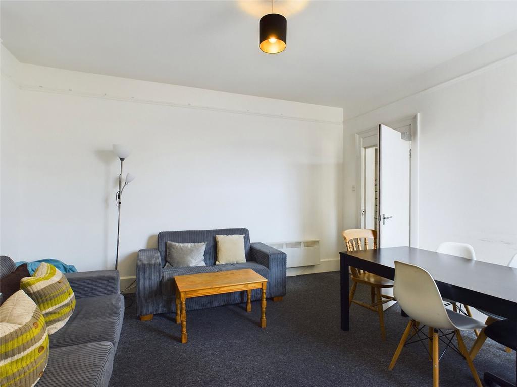Lounge-House-To-Ren