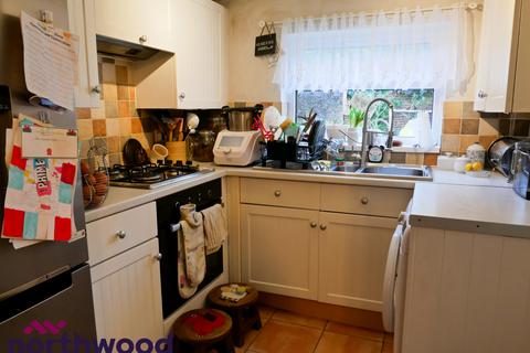 17 Albert Street, Wrexham, LL13 8NT