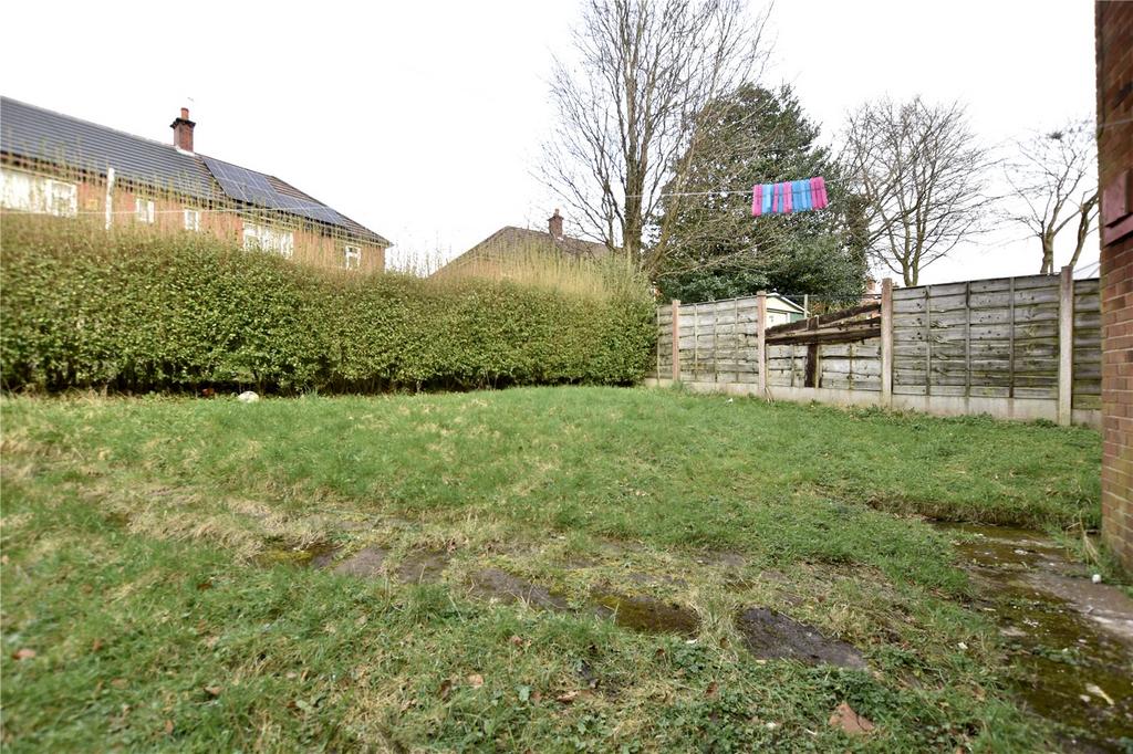 Lowe Green, Royton, Oldham, Greater... 3 bed end of terrace house for
