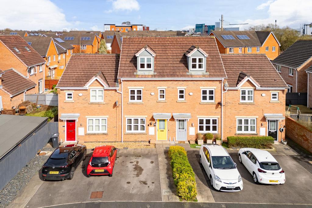 Bluebell Road, Warrington, WA5 3 bed terraced house for sale £230,000