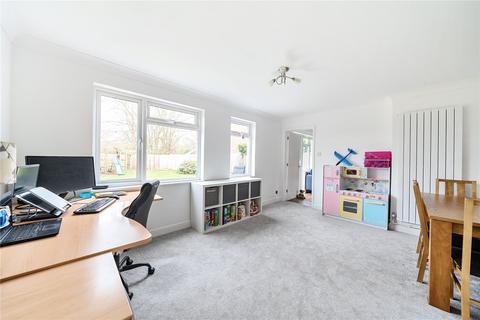 32 Alterton Close, Woking, GU21 3DD