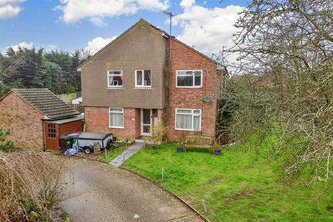 11 Pelham Close, Peacehaven, BN10 8BW