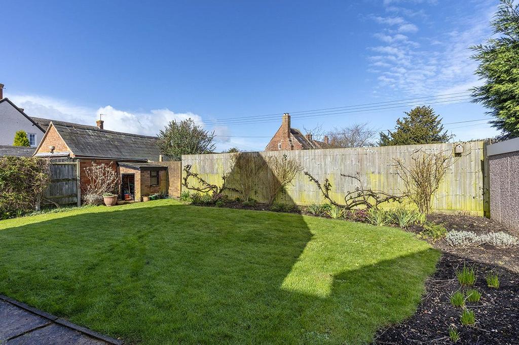 Lawned Garden