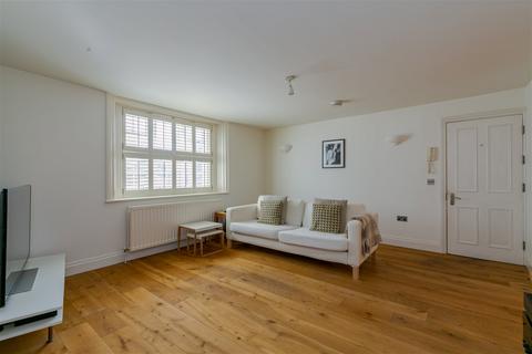 1 bedroom ground floor flat for sale - High Street, Bramley, Guildford GU5