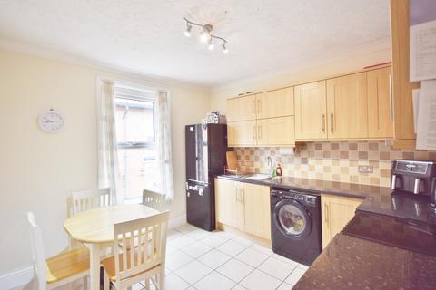 2 bedroom flat for sale, Shelbourne Road, Bournemouth BH8