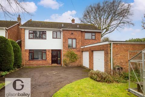 4 bedroom detached house for sale, The Street, Norwich NR13