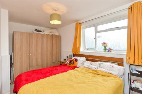 2 bedroom flat for sale, Lyndhurst Road, Hove, East Sussex