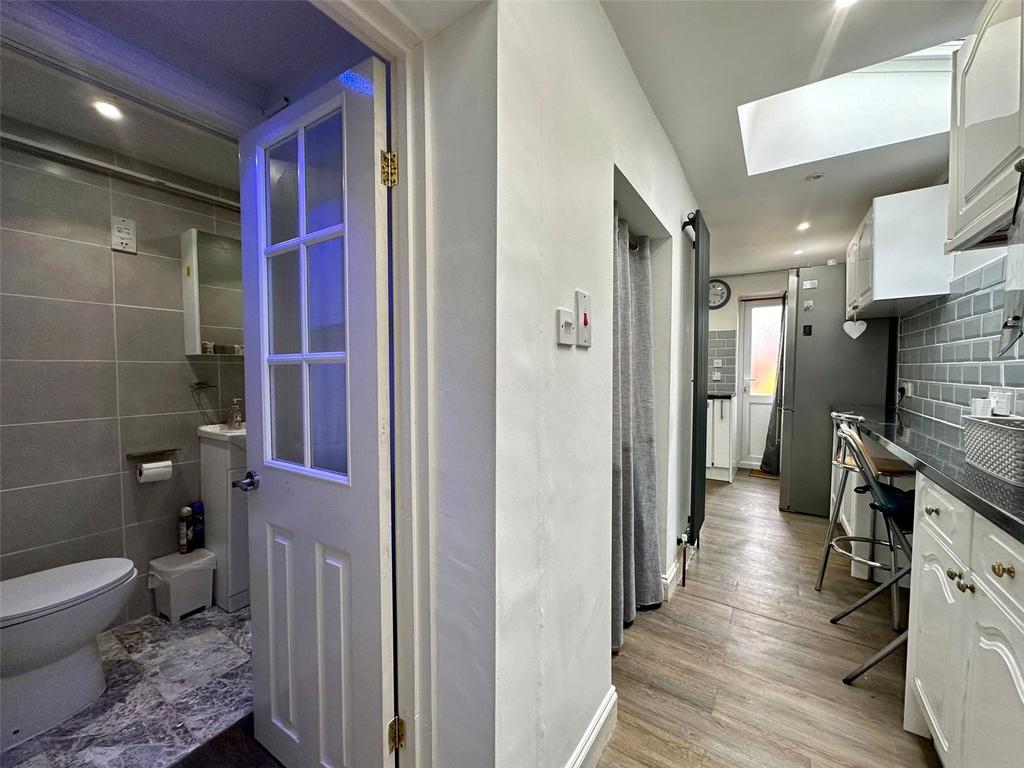 Kitchen/Shower Room