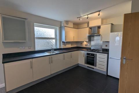 2 bedroom apartment to rent - Meadowbank Close,  Isleworth,  TW7