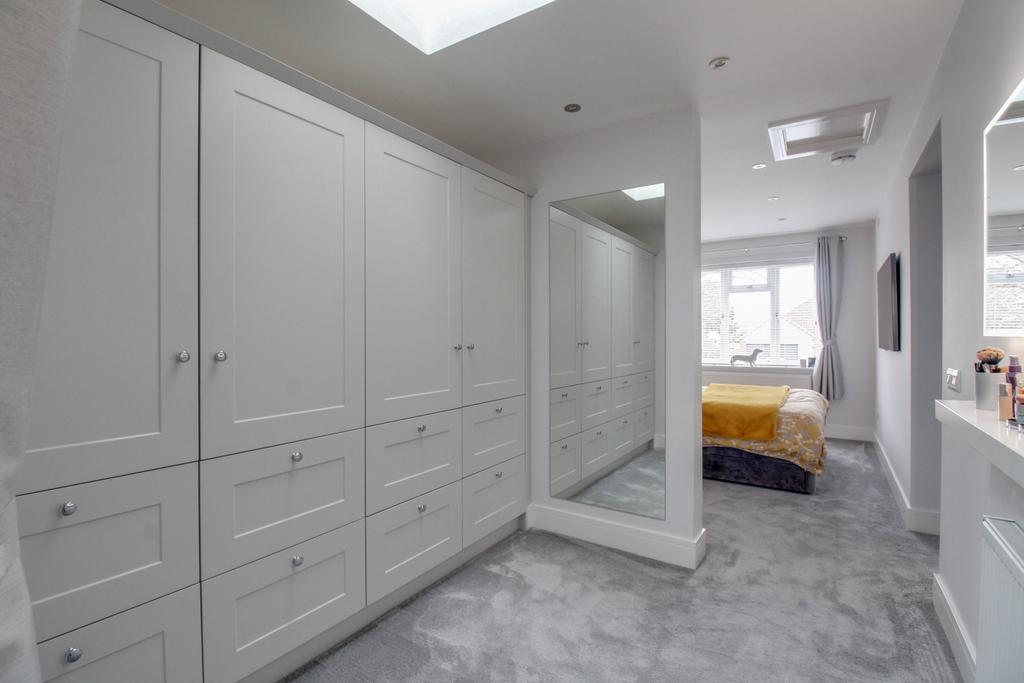 Bedroom 1 Dressing