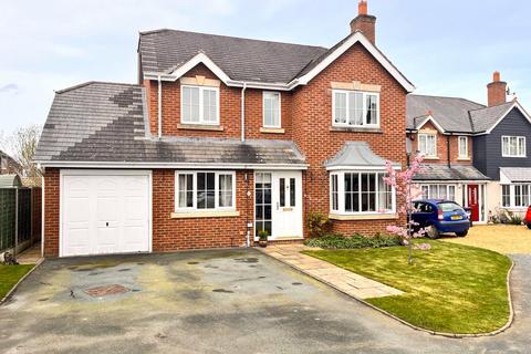 4 bedroom detached house for sale, Robert Jones Close, Baschurch, Shrewsbury, Shropshire, SY4