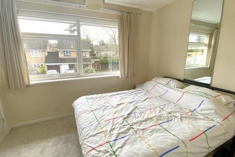 undefined, Falstone, Woking GU21