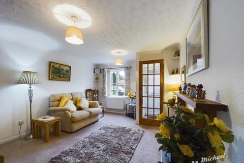 2 bedroom terraced house for sale, Field Way, Aylesbury, Buckinghamshire