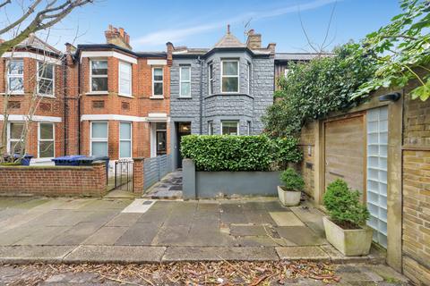 4 bedroom semi-detached house to rent, Seymour Road, London W4