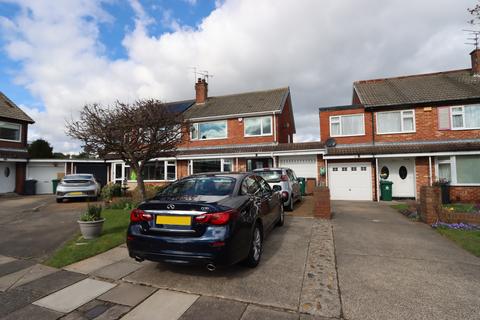 3 bedroom semi-detached house for sale - St Lucia Close, Whitley Lodge, Whitley Bay, NE26 3HT