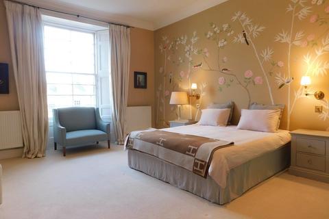 3 bedroom flat to rent, 44, Cumberland Street, Edinburgh, EH3 6RG