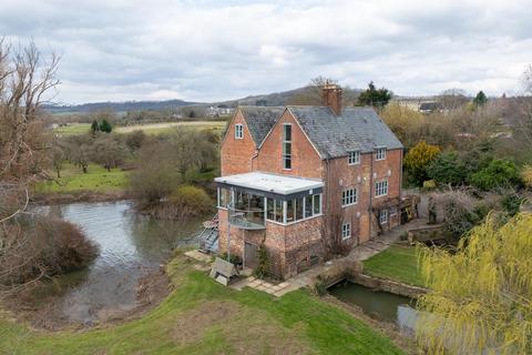 4 bedroom detached house for sale - Worcester Road, Chadbury, Evesham, Worcestershire, WR11