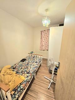 2 bedroom flat for sale, Sakura Walk, Willen Park, Milton Keynes, MK15