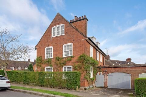 5 bedroom end of terrace house for sale, Asmuns Hill, Hampstead Garden Suburb