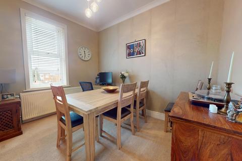 2 bedroom flat for sale - Mowbray Road, South Shields, Tyne and Wear, NE33