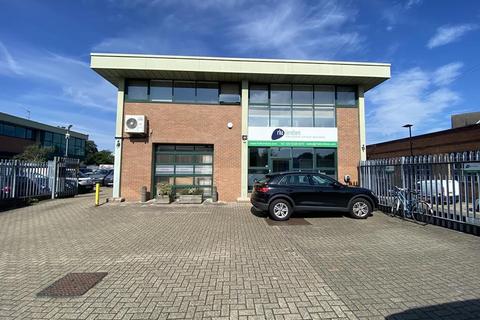 Industrial unit to rent, Unit 1 Brentwaters Business Park, The Ham, Brentford, TW8 8HQ