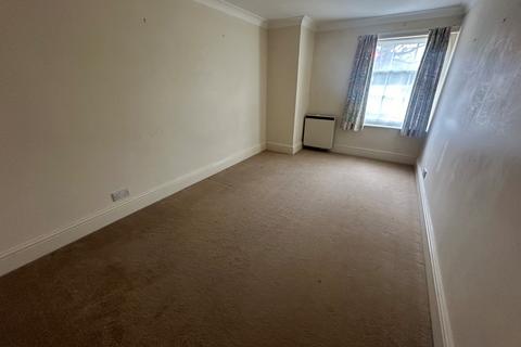2 bedroom apartment to rent - Monk Street, Monmouth, NP25