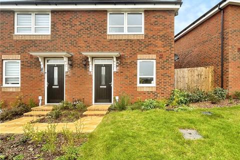 2 bedroom semi-detached house for sale - Larkspur Close, Newport, Isle of Wight