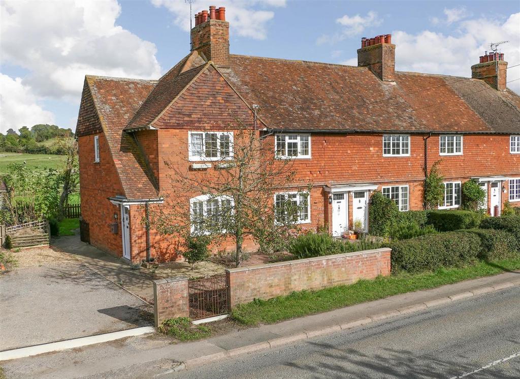 Hall Cottages Front Photo-2.jpg