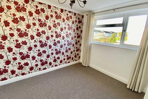 undefined, Fairmead Crescent, Rushden