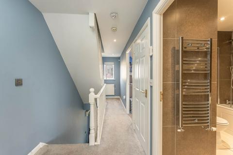 153 Coleridge Way, Borehamwood, WD6 2AF