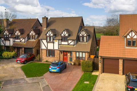 4 bedroom detached house for sale, Little Britain, Aylesbury HP18