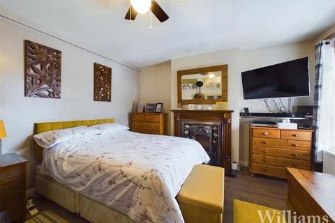 2 bedroom maisonette for sale - Bierton Road, Aylesbury HP20